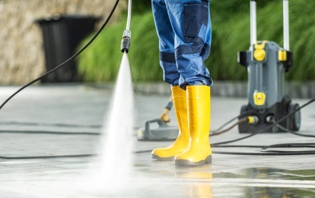 Best Deck Cleaning Services  in Little Cypress, TX